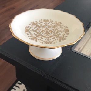 Lenox dish